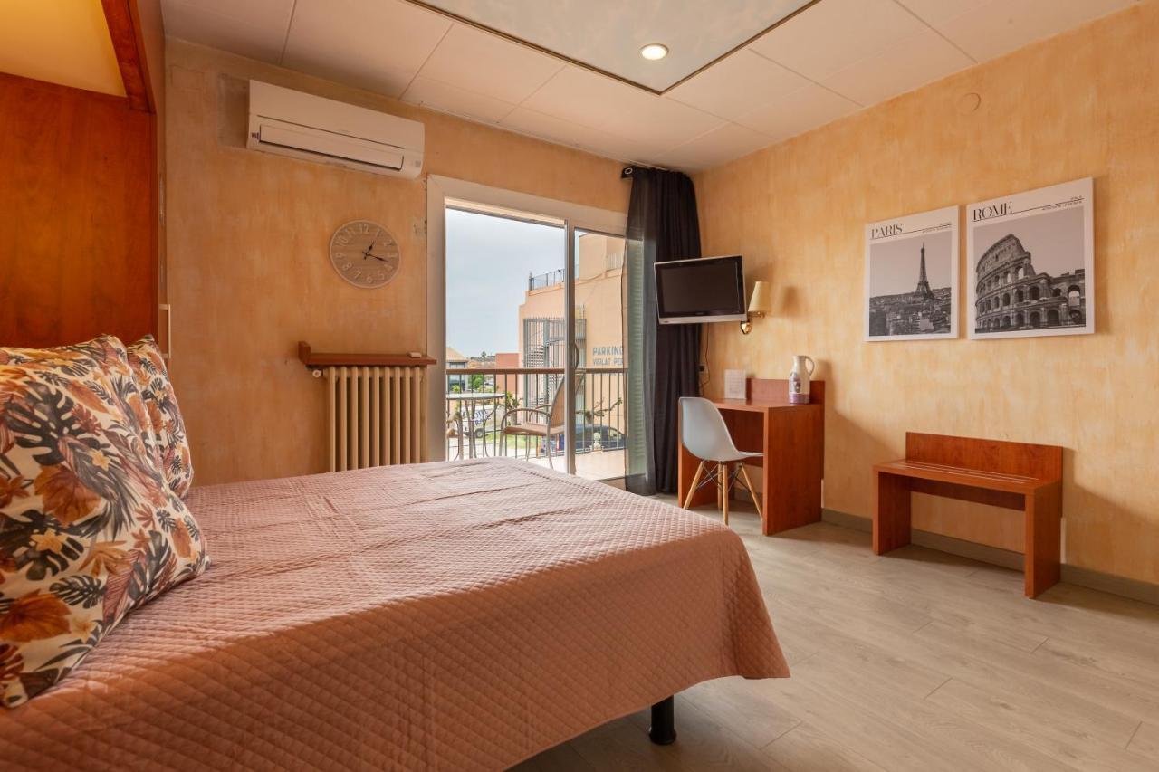 Checkin Trave Hotel Figueres  Eksteriør billede